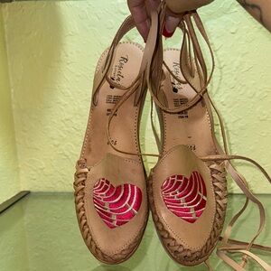 New Pink Concha Chanclas with a few scuff makes from being in storage